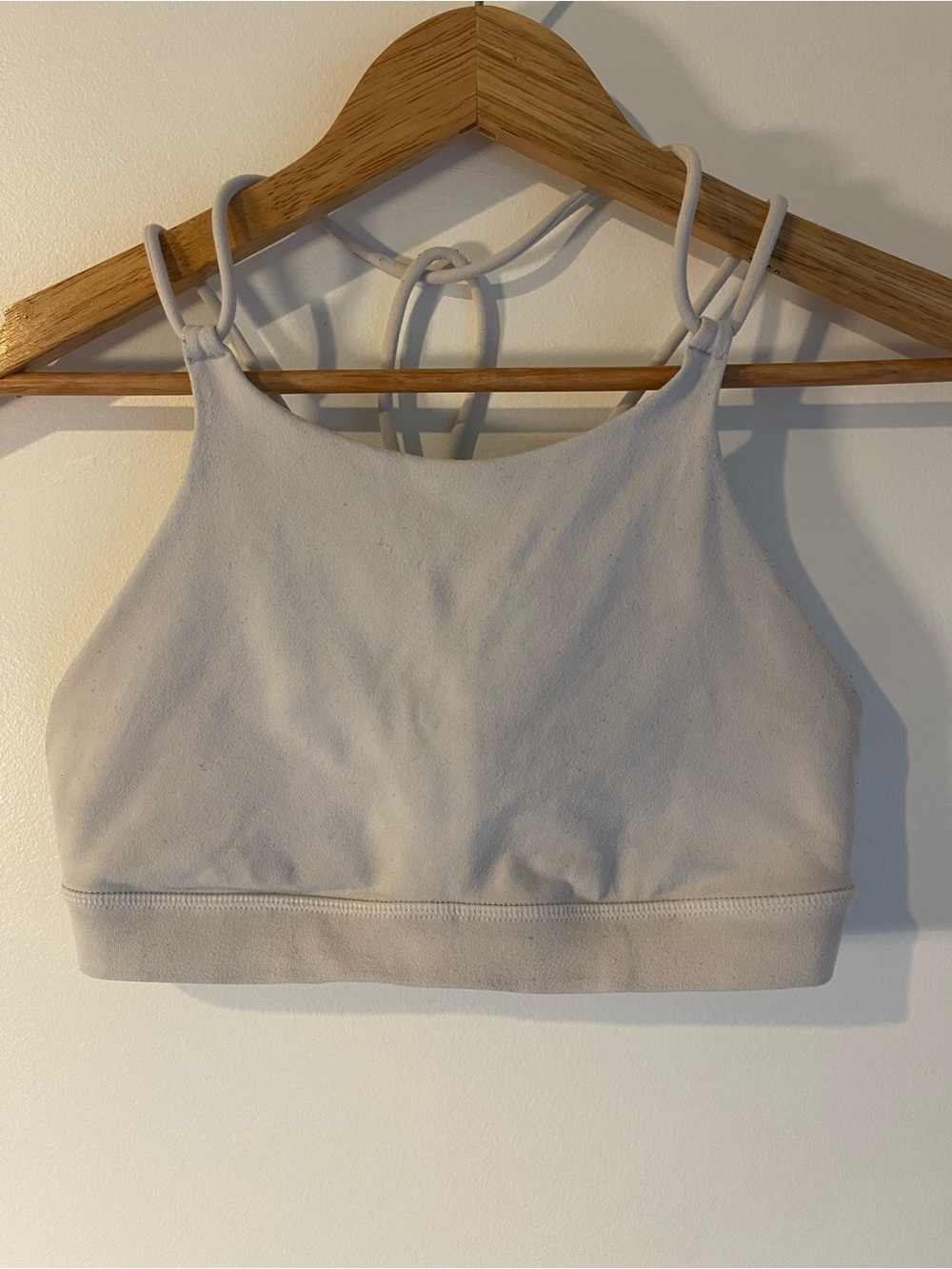 Lululemon Light Free To Be Wild Strappy Sports Bra 8